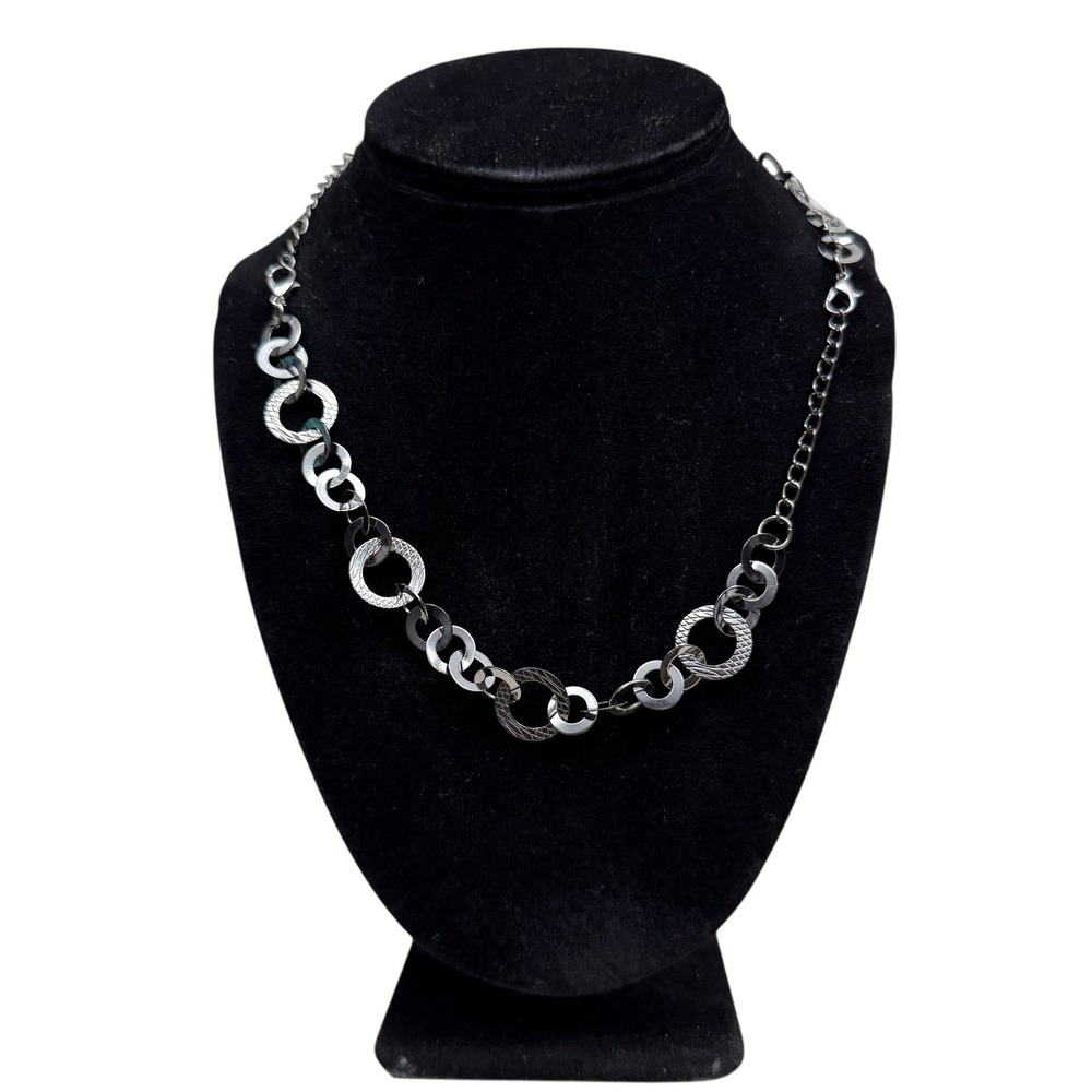 Silver Tone Circle Link Statement Necklace Double Clasp Chain Jewelry Sz 9 in L